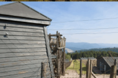 Enlarge image 4 on 5, modal window